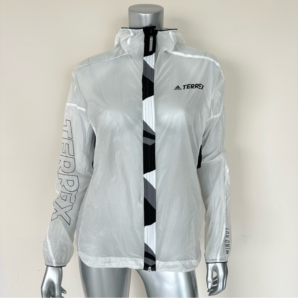 NEW!!! Adidas Terrex windbreaker jacket size S